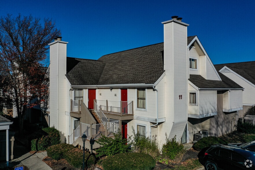 6191 Quarter Horse Dr, Columbus, OH 43229