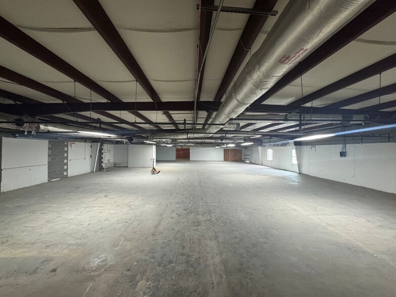 1004 Old Tree Ct, Nashville, TN for sale - Building Photo - Image 2 of 7