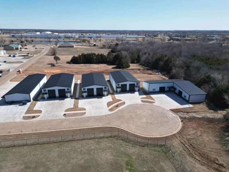 3003-3005 N Park Dr, Stillwater, OK for sale - Building Photo - Image 1 of 13