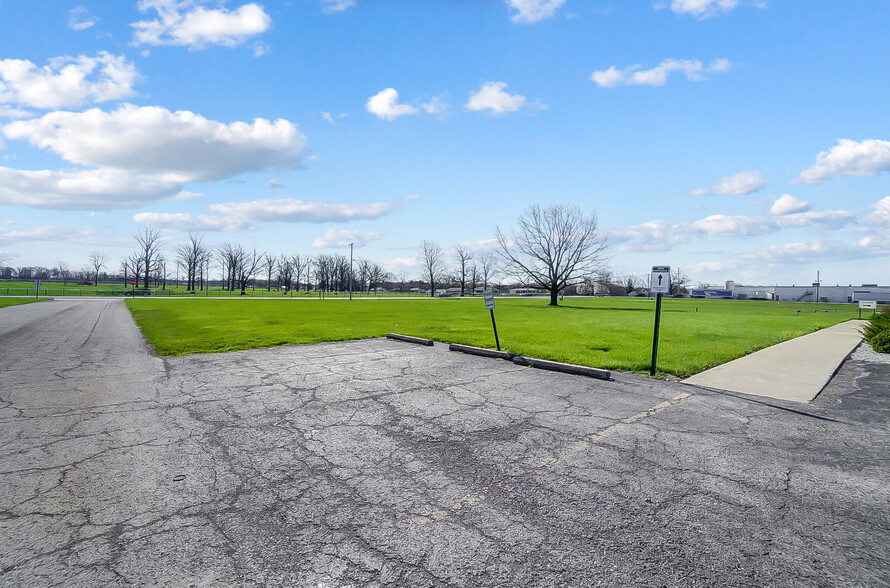 2025 E 4th St, Lima, OH for lease - Building Photo - Image 3 of 55