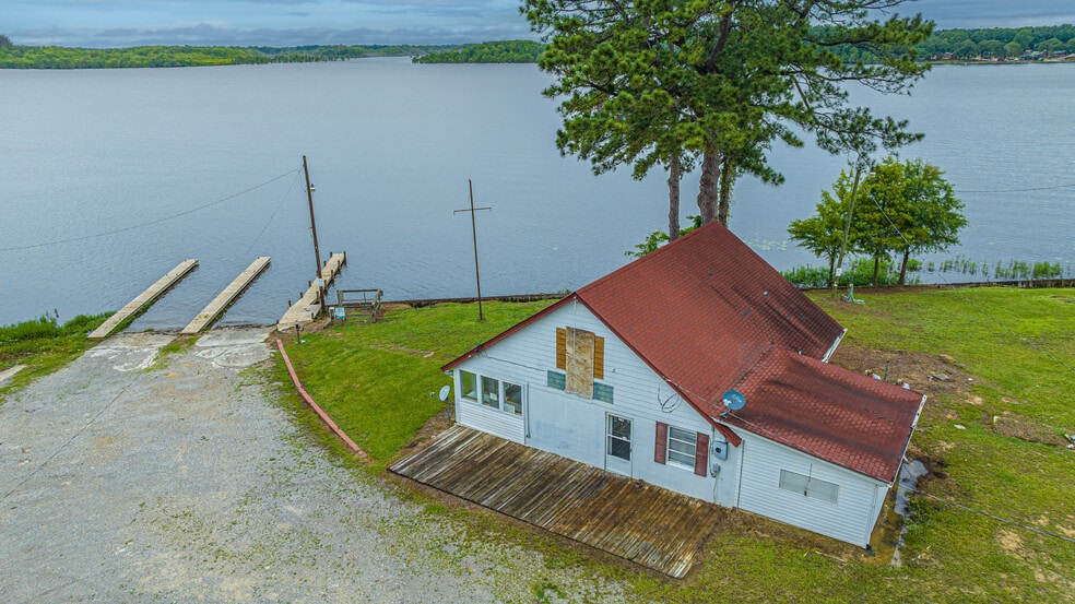 2226 Jacks Creek Rd, Summerton, SC for sale - Primary Photo - Image 1 of 1