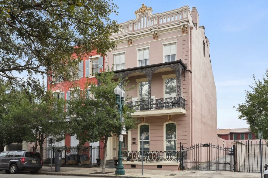842 Camp St, New Orleans, LA for sale - Building Photo - Image 2 of 20