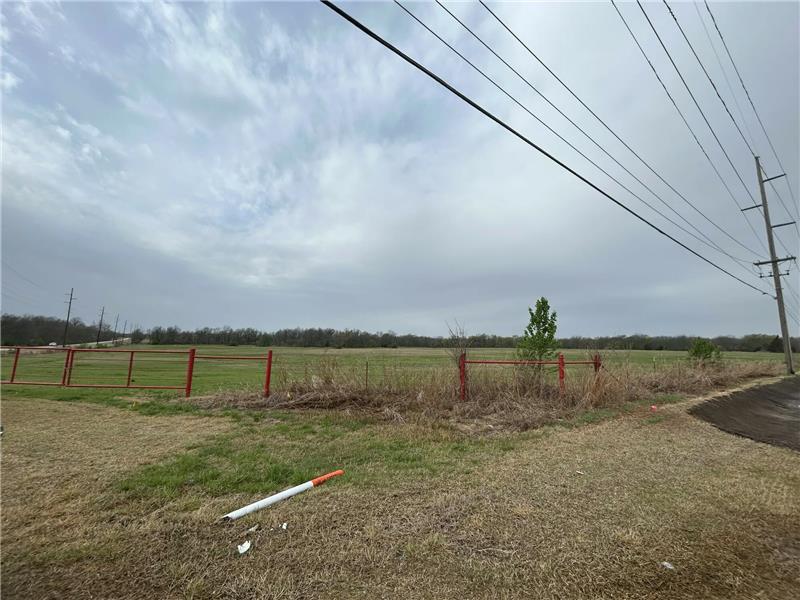 18596-19216 E 11th St, Tulsa, OK for sale Primary Photo- Image 1 of 4