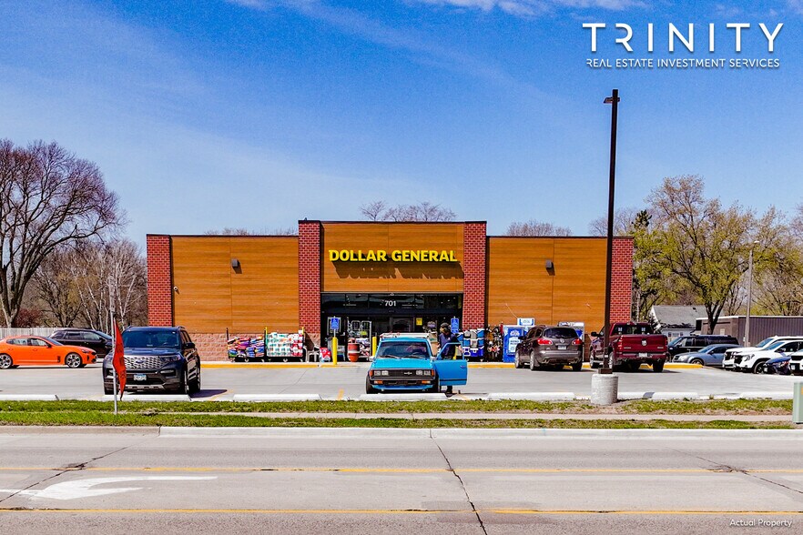 701 Sibley Ave N, Litchfield, MN for sale - Building Photo - Image 1 of 1