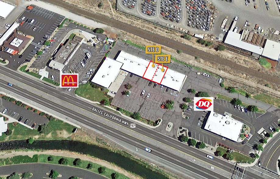 2498 S Highway 97, Redmond, OR for lease - Building Photo - Image 3 of 4