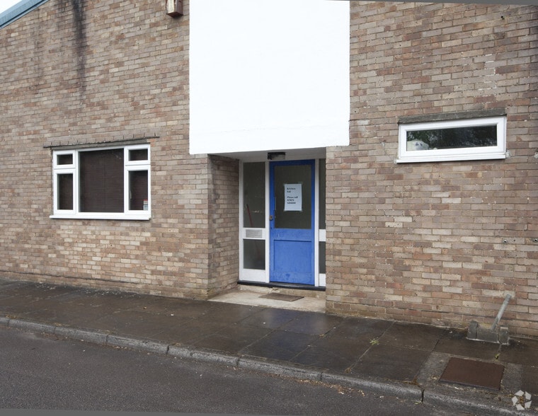 Caker Stream Rd, Alton for lease - Building Photo - Image 2 of 6