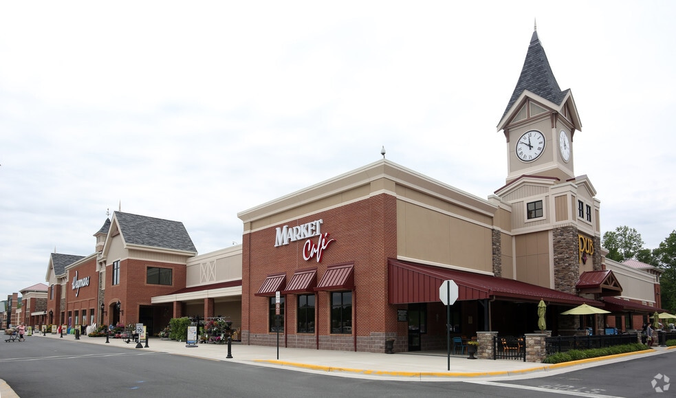 100 Wegmans Way, Charlottesville, VA for sale - Primary Photo - Image 1 of 1