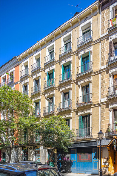 Calle Divino Pastor, 14, Madrid, Madrid for lease - Primary Photo - Image 1 of 2