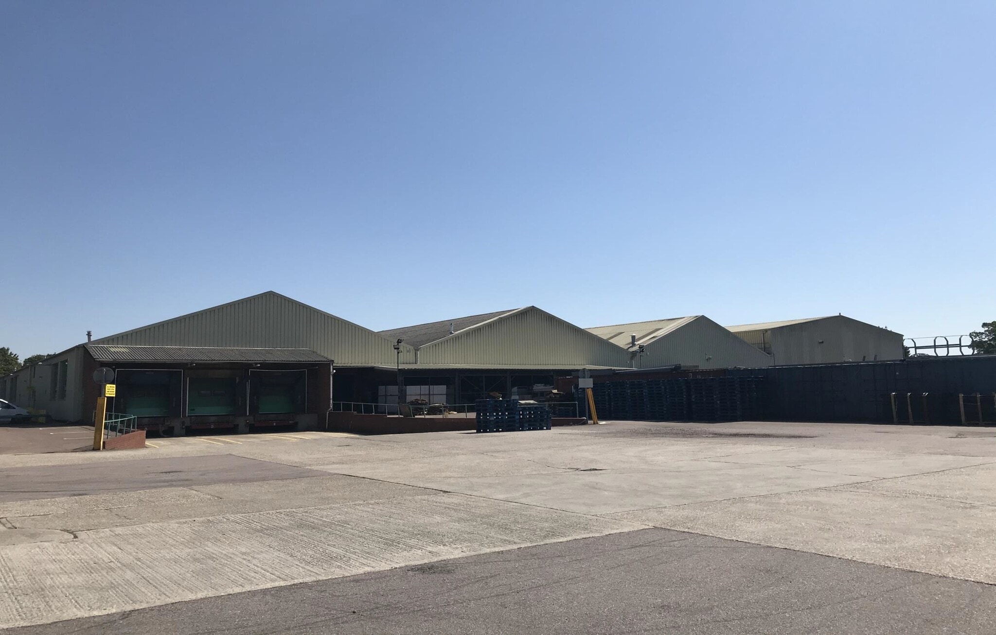 High Cross Ln, Dunmow for sale Primary Photo- Image 1 of 1