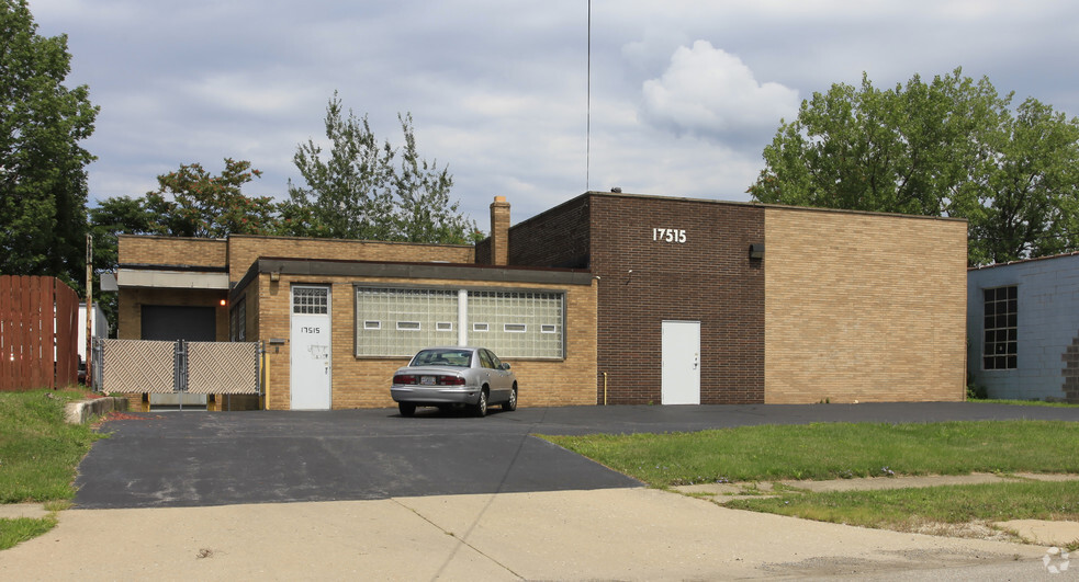 17515 S Miles Rd, Cleveland, OH for sale - Primary Photo - Image 1 of 1