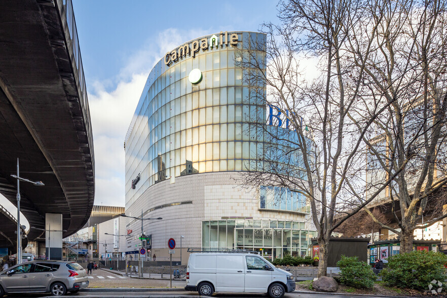 Flex in Bagnolet for lease - Primary Photo - Image 1 of 5