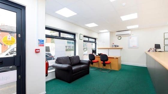 232 Farnborough Rd, Farnborough for sale - Building Photo - Image 2 of 5