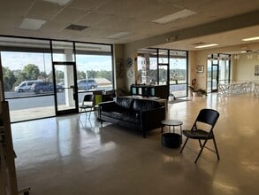 990 Hopeman Pky, Waynesboro, VA for lease Interior Photo- Image 2 of 4