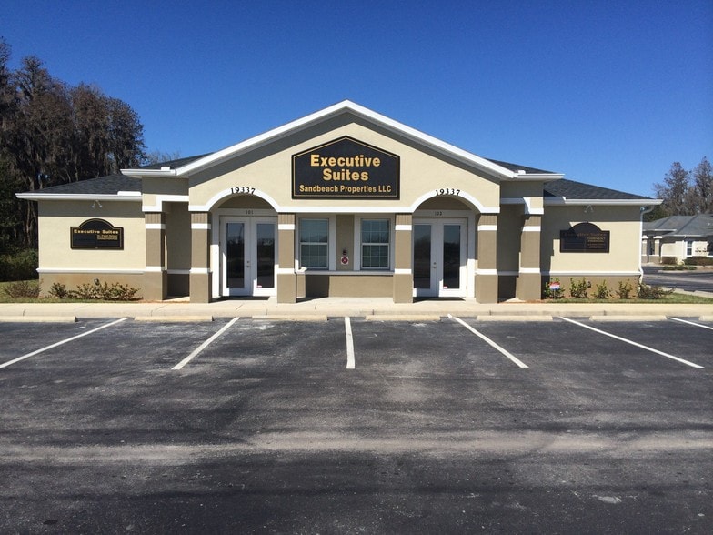 19337 Shumard Oak Dr, Land O' Lakes, FL for lease - Primary Photo - Image 1 of 3