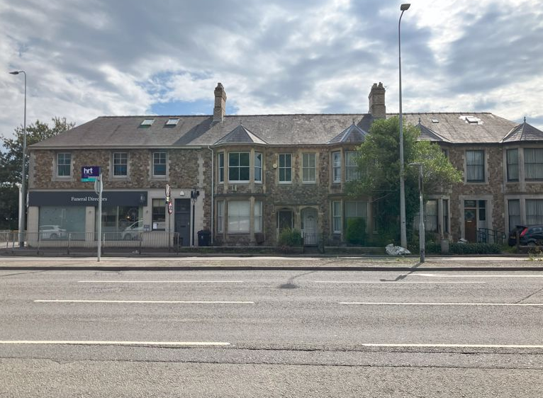 98 Cardiff Rd, Cardiff for lease - Primary Photo - Image 1 of 3