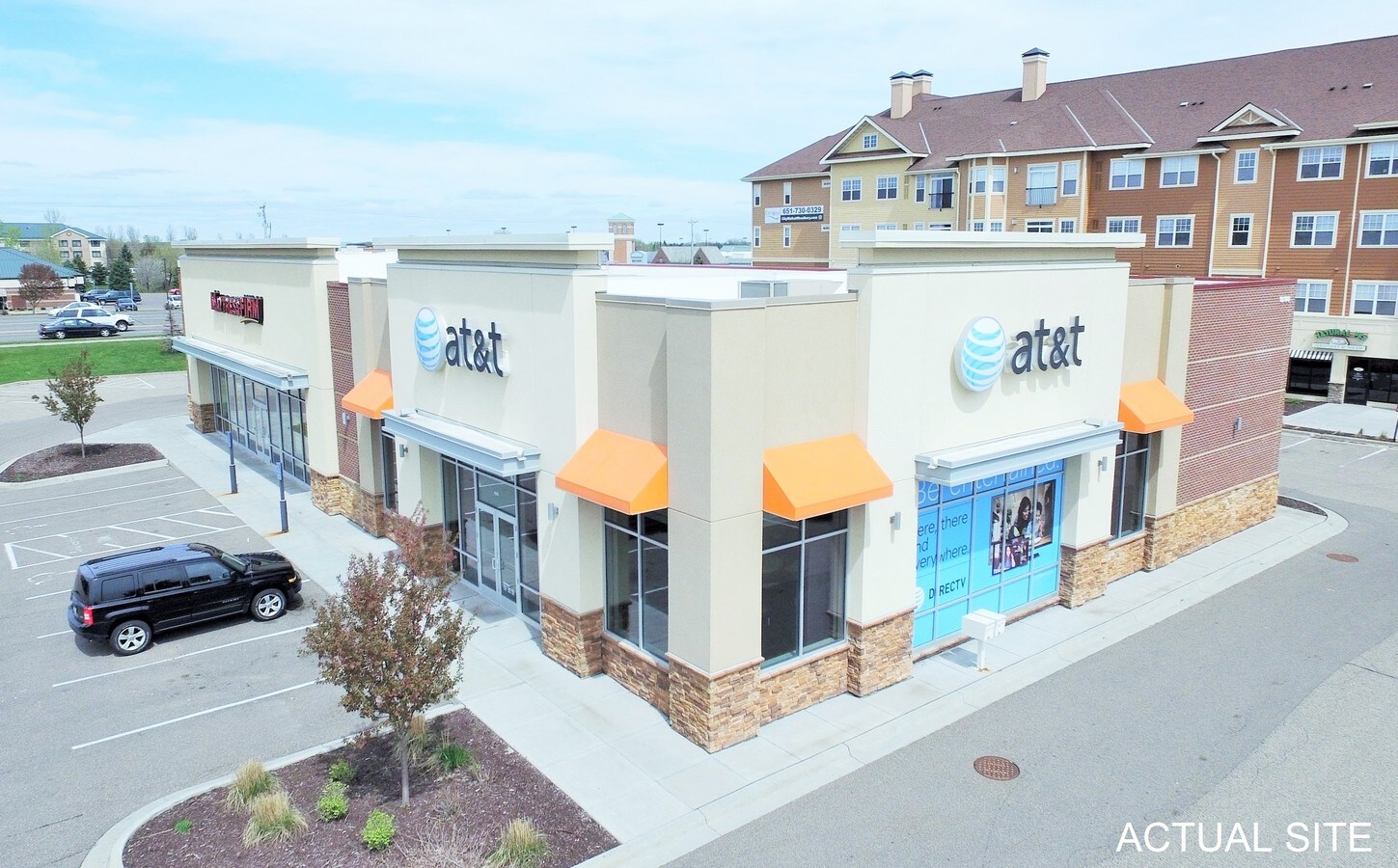 10100 City Walk Dr, Woodbury, MN 55129