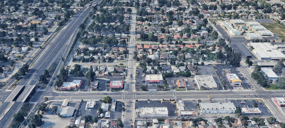 850 W Highland Ave, San Bernardino, CA for lease - Aerial - Image 2 of 3