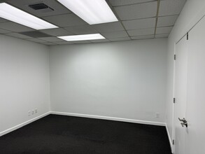 3325 Hollywood Blvd, Hollywood, FL for lease Building Photo- Image 1 of 4