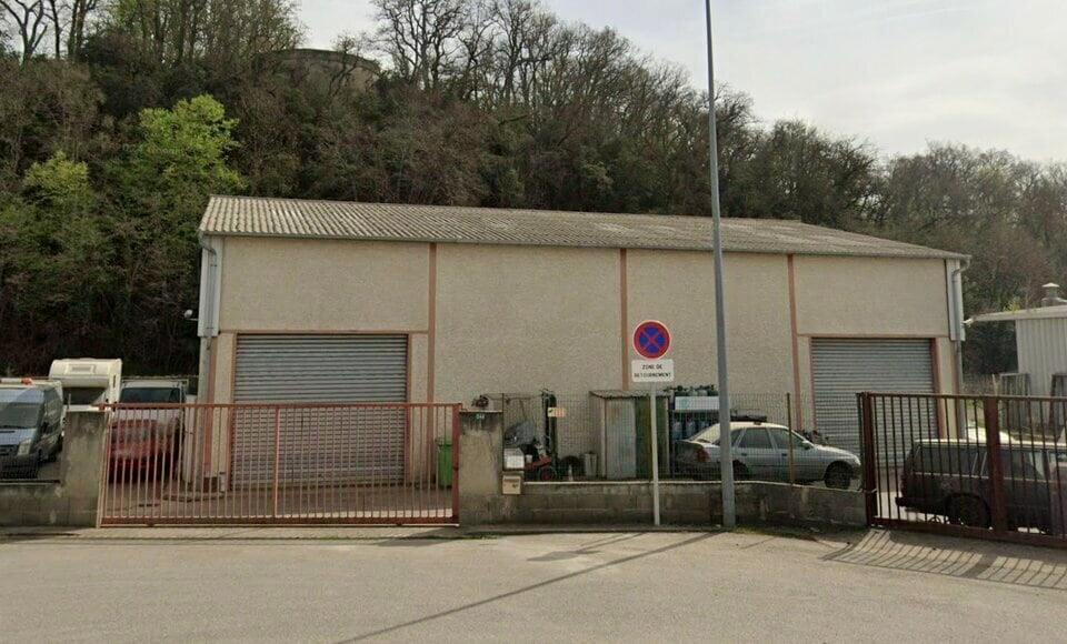 Flex in Marcilly-d'Azergues for lease Building Photo- Image 1 of 9