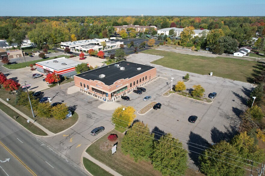 1565 E Pierson Rd, Flushing, MI 48433 Rite Aid