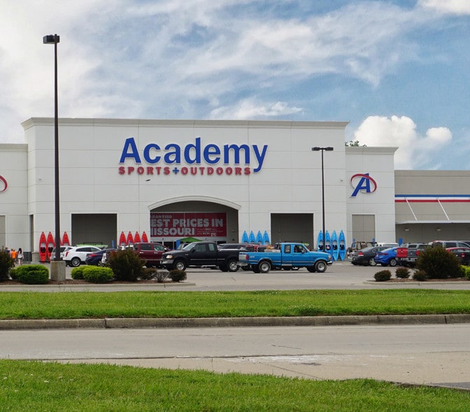 270 Shirley Dr, Cape Girardeau, MO 63701