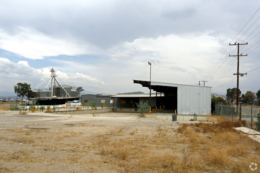 23120 Old Oleander Ave, Perris, CA for sale - Primary Photo - Image 1 of 1