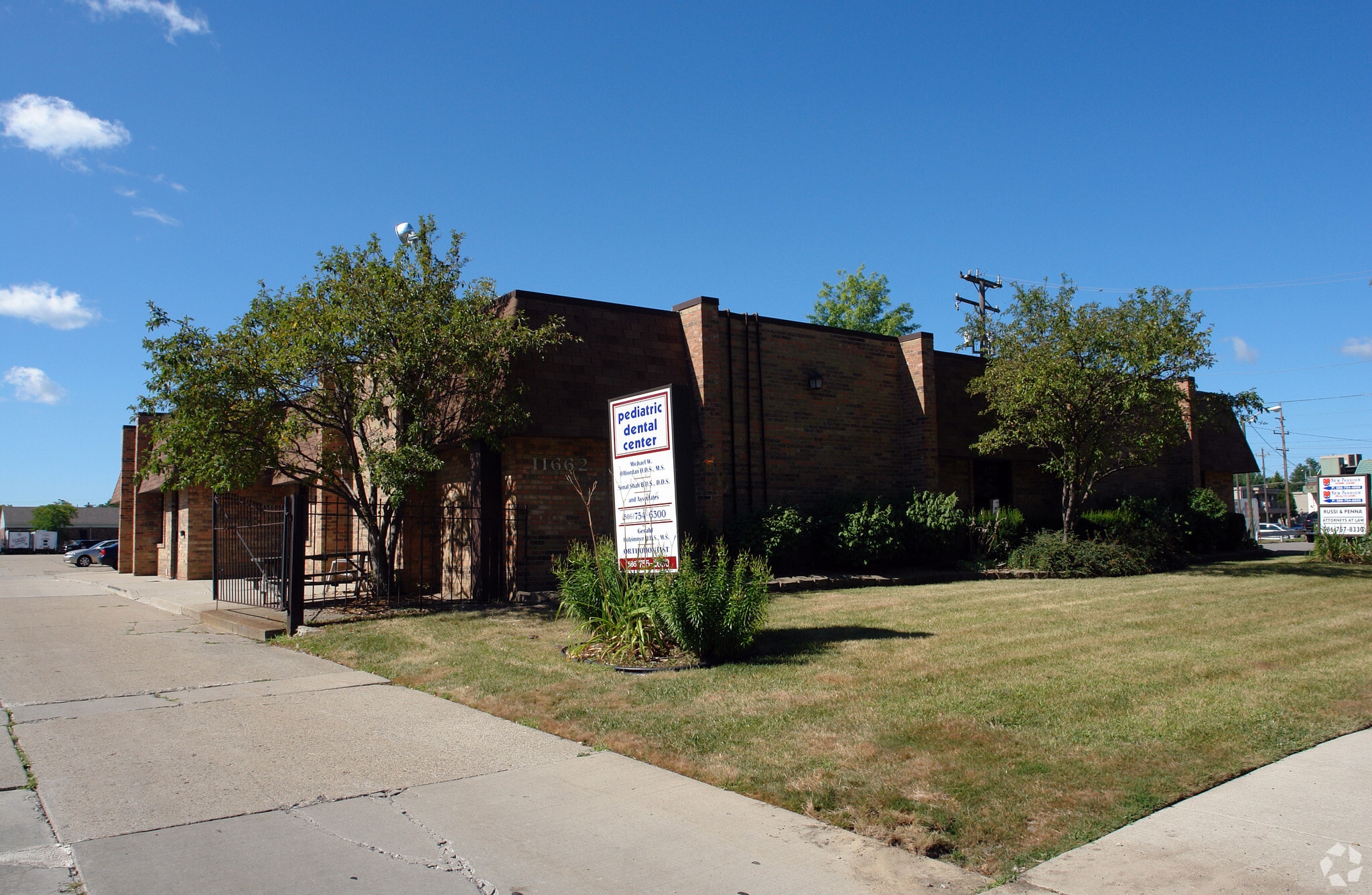 11662 Martin Rd, Warren, MI for sale Primary Photo- Image 1 of 1