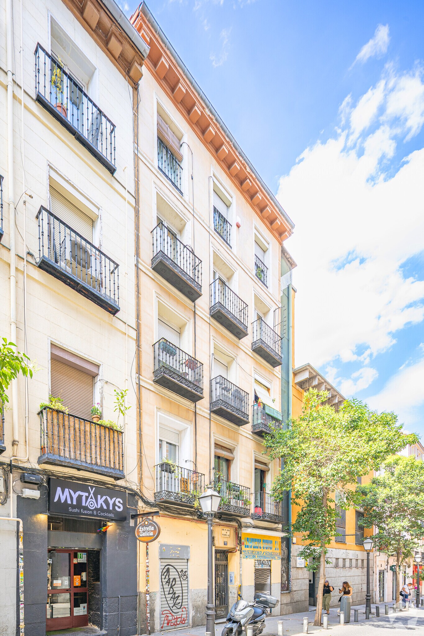 Calle de San Joaquín, 12, Madrid, Madrid for sale Primary Photo- Image 1 of 1