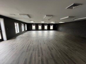 3735-3907 S High St, Columbus, OH for lease Interior Photo- Image 2 of 3