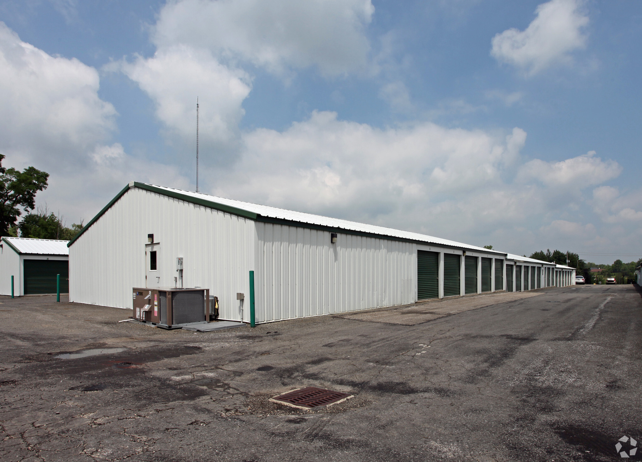 10093 Kinsman Rd, Novelty, OH for sale Building Photo- Image 1 of 1