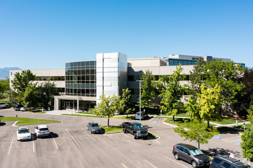 1712 S East Bay Blvd, Provo, UT for lease - Building Photo - Image 1 of 35