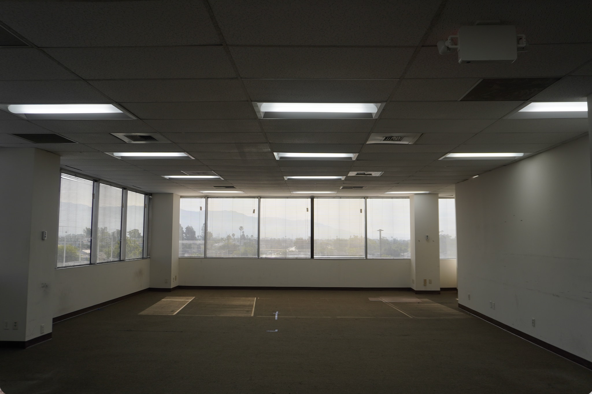6350 Laurel Canyon Blvd, North Hollywood, CA for lease Interior Photo- Image 1 of 2