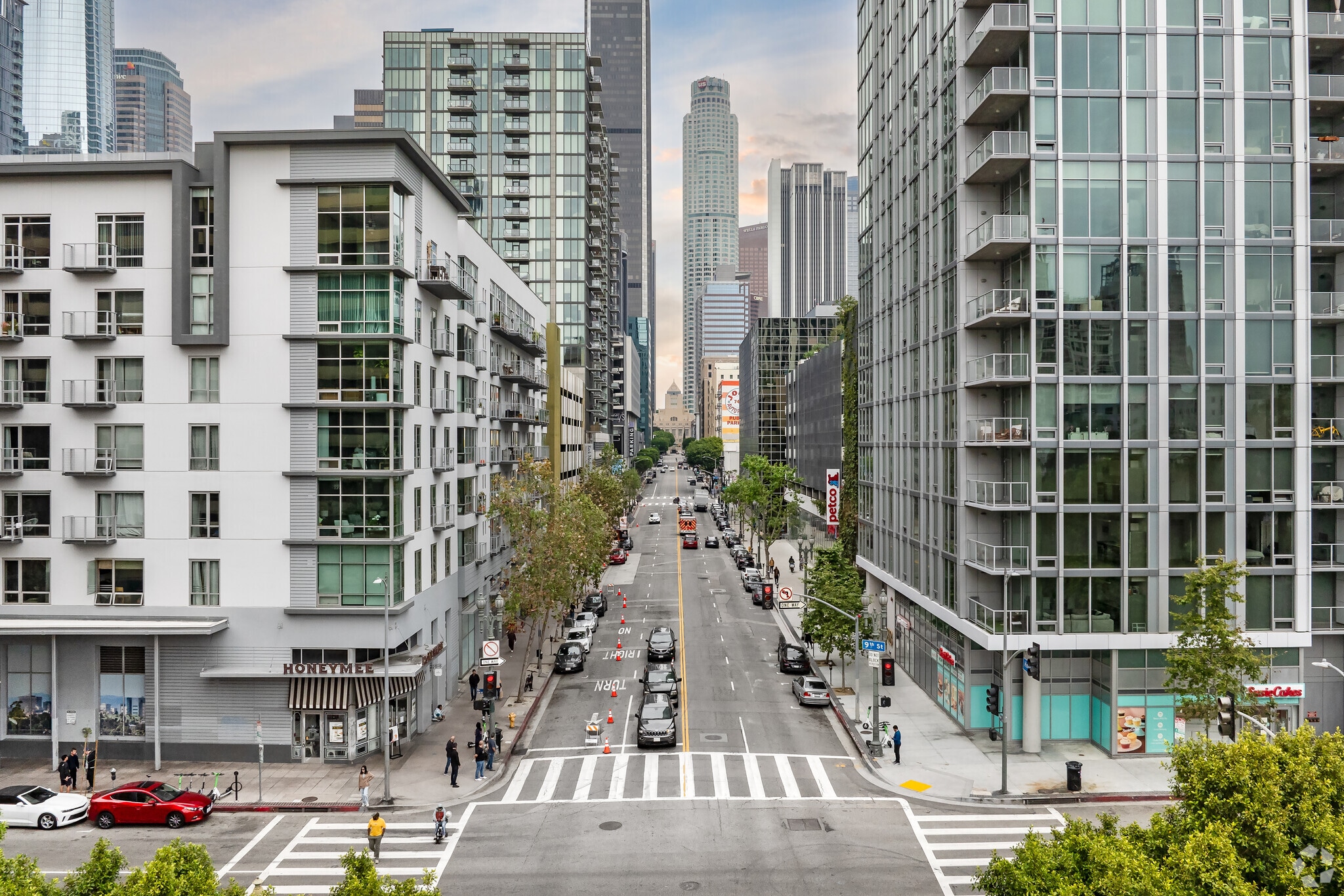 645 W 9th St, Los Angeles, CA for lease Aerial- Image 1 of 9