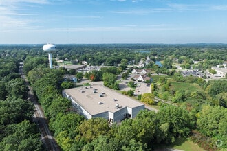 405 Commerce Ct, Vadnais Heights, MN - AERIAL  map view