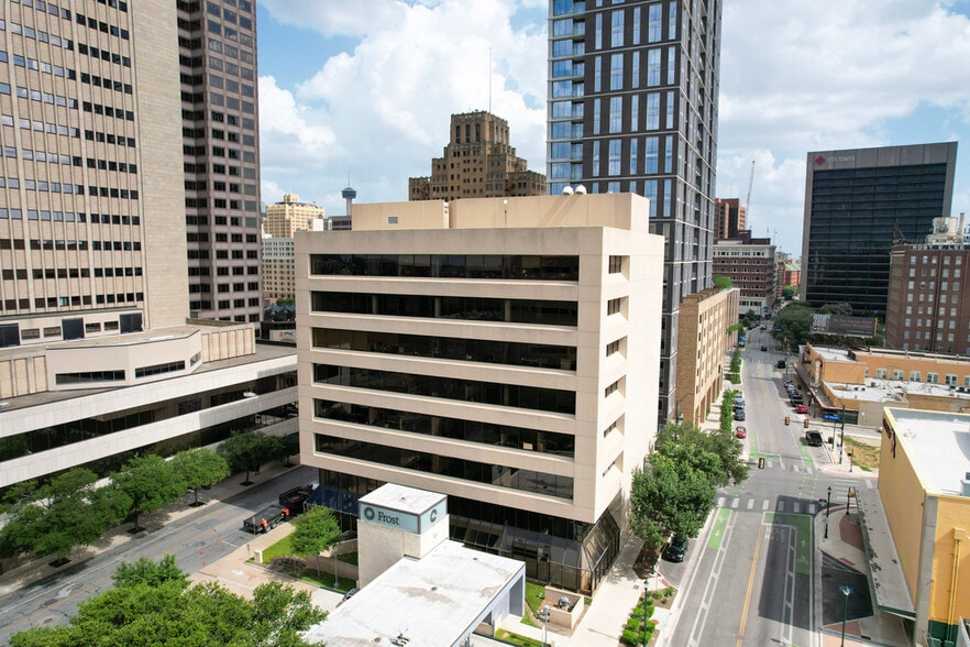 425 Soledad St, San Antonio, TX for sale - Aerial - Image 2 of 16
