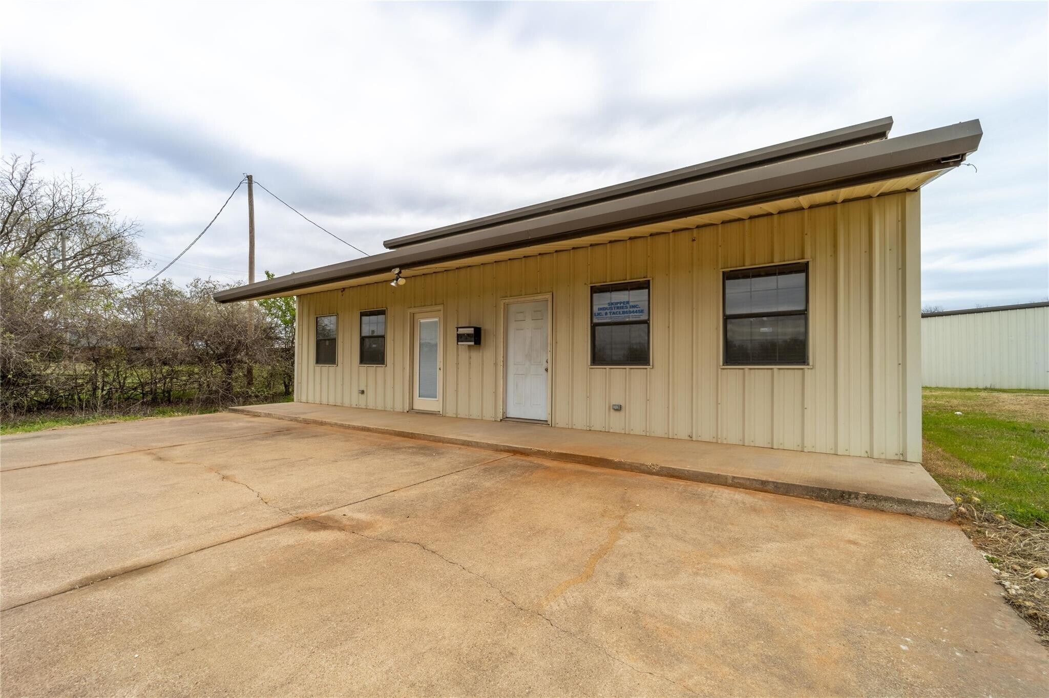 4667 Highway 67, Rainbow, TX for sale Primary Photo- Image 1 of 1