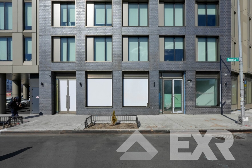 8836 139th St, Jamaica, NY for lease - Building Photo - Image 3 of 4