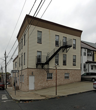 More details for 54 Stuyvesant Ave, Lyndhurst, NJ - Multifamily for Sale