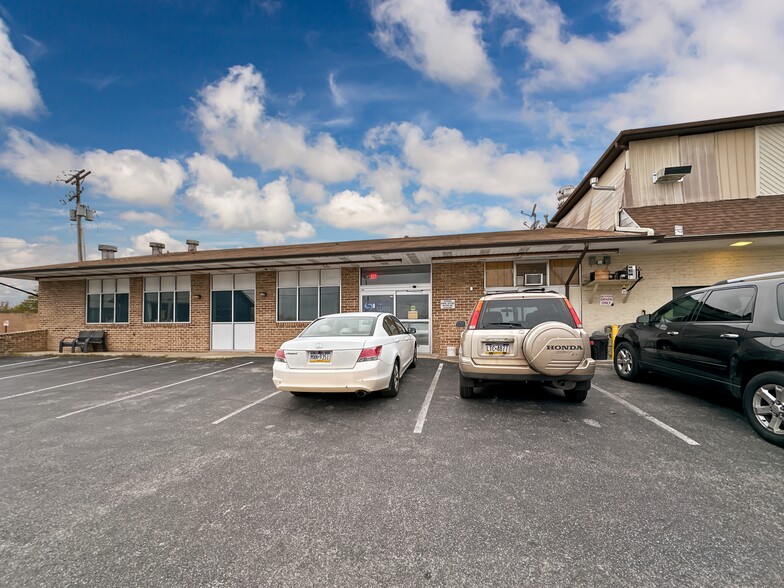 3100 Carlisle Rd, Dover, PA for lease - Building Photo - Image 2 of 7