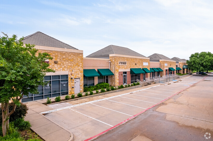 731 E Southlake Blvd, Southlake, TX for lease - Building Photo - Image 1 of 8