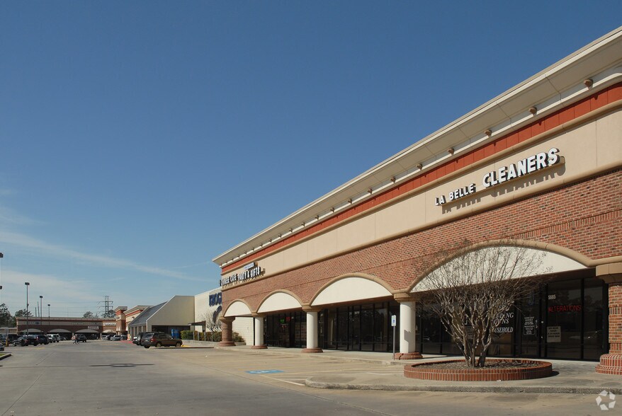 5639-5653 Treaschwig Rd, Spring, TX for sale - Primary Photo - Image 1 of 1