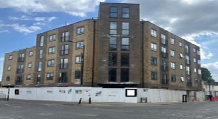 15/23 Church St, Slough for lease Building Photo- Image 1 of 2