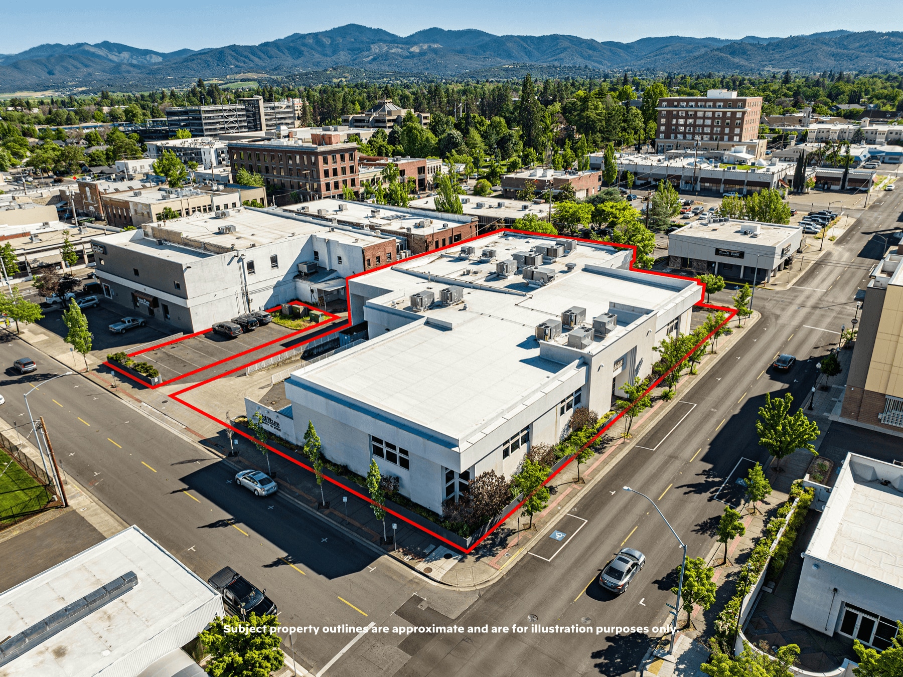 33 N Fir St, Medford, OR for sale Primary Photo- Image 1 of 42
