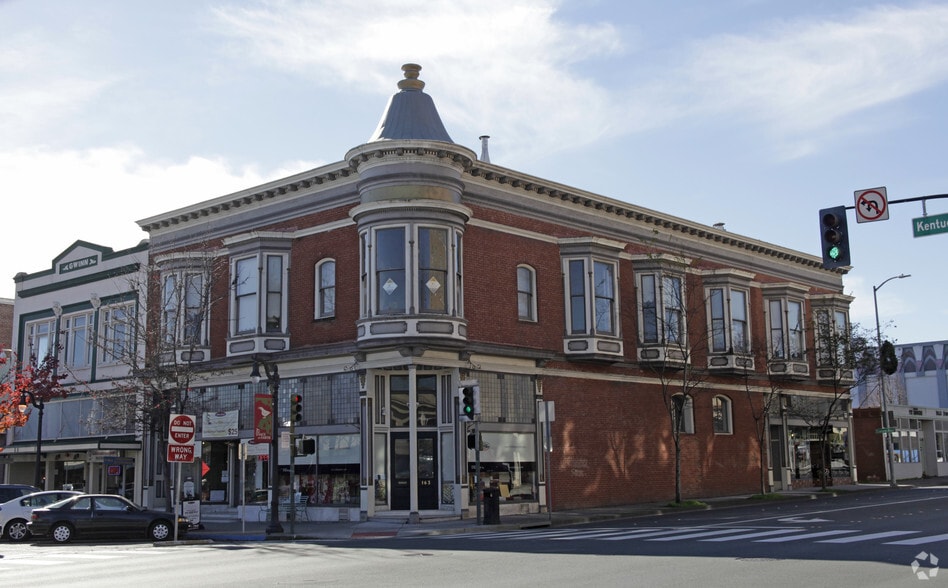 159-163 Kentucky St, Petaluma, CA for lease - Primary Photo - Image 1 of 35