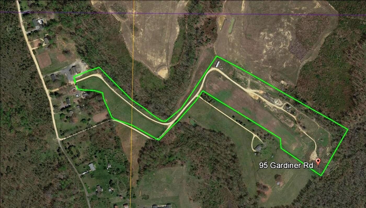 95 Gardiner Rd, Waldorf, MD 20601