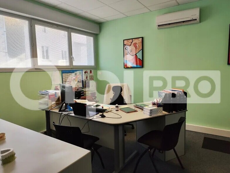 Office in Limoges for lease - Interior Photo - Image 3 of 7