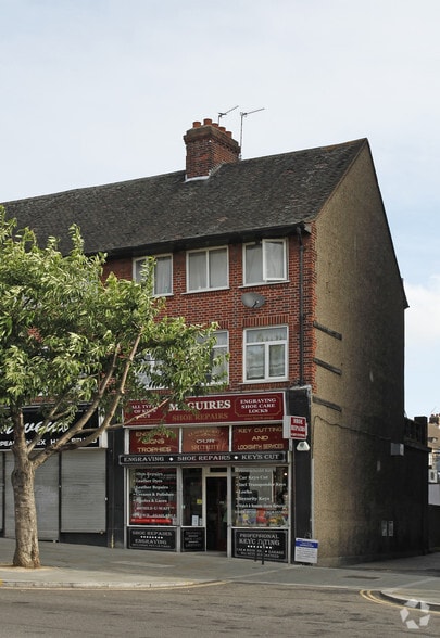 322 Ruislip Rd, Greenford for sale - Primary Photo - Image 1 of 1