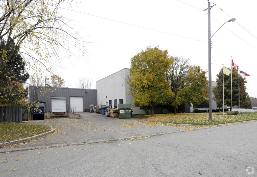 70 Rankin St, Waterloo, ON for sale - Building Photo - Image 3 of 6