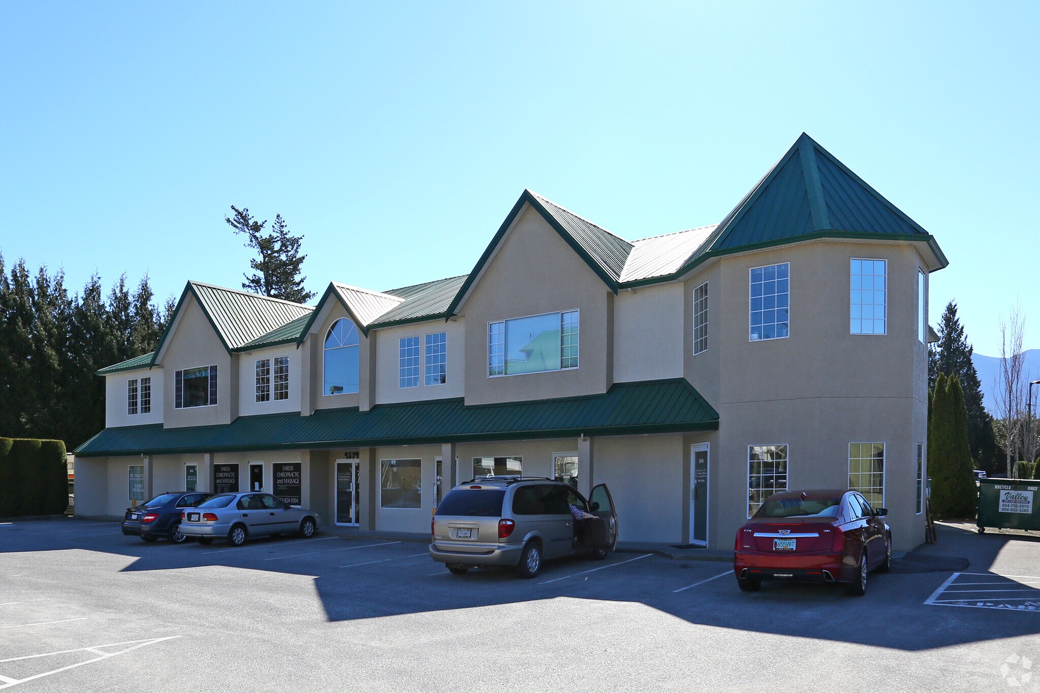 45744 Gaetz St, Chilliwack, BC for sale Primary Photo- Image 1 of 1