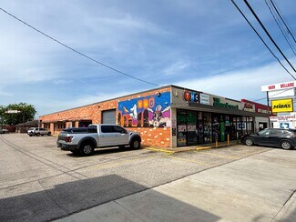 More details for 5601 Bellaire Blvd, Houston, TX - Retail for Sale